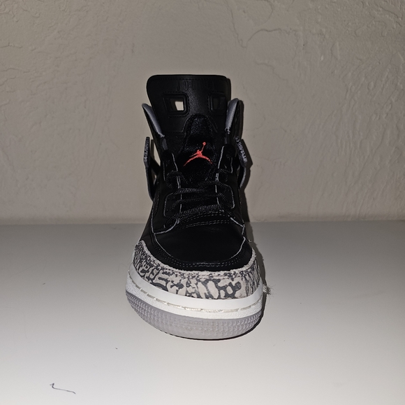 Jordan Spizike size 4.5 - Picture 8 of 15